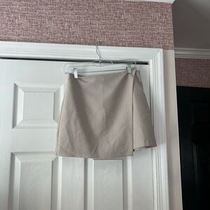 Abercrombie skort, size medium
